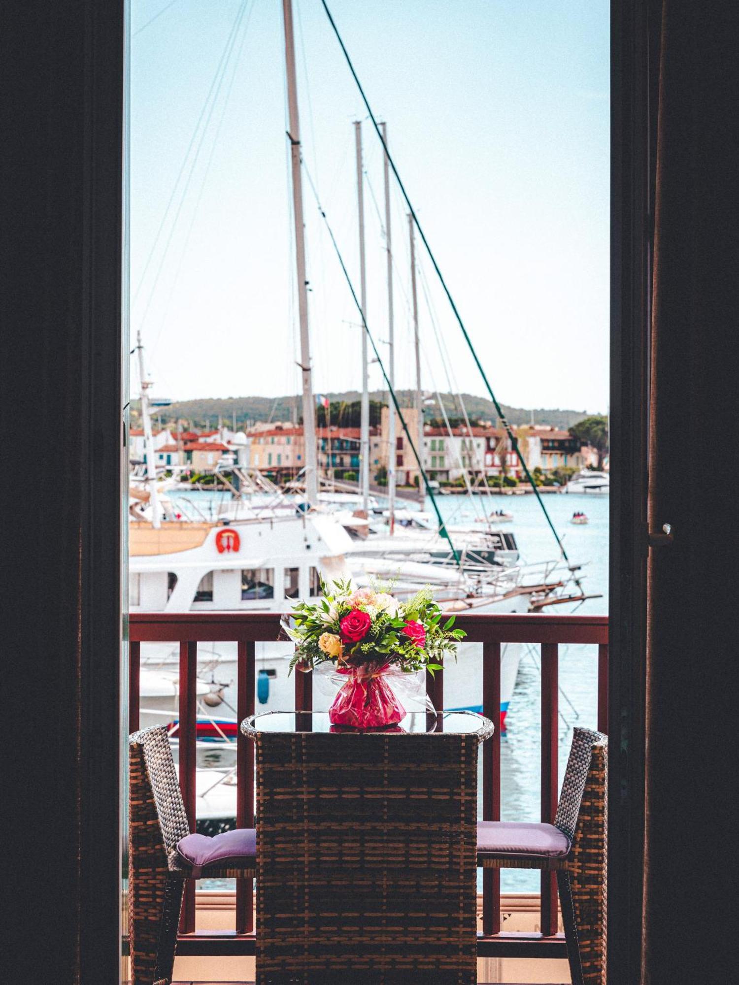 Le Suffren Hotel Grimaud Luaran gambar